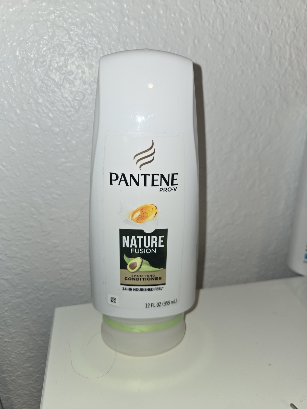 Pantene Pro-V Nature Fusion Smoothing Conditioner - White